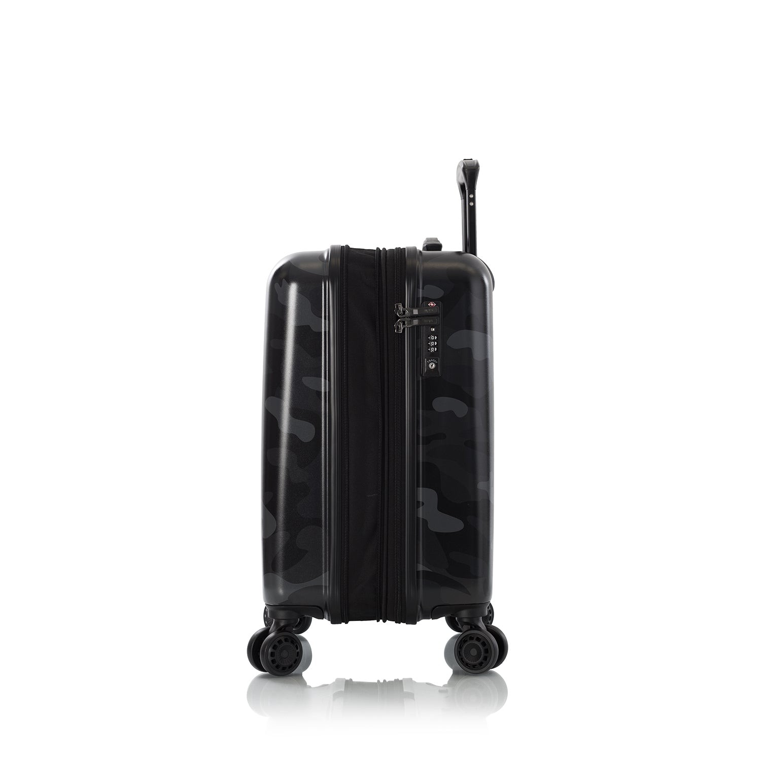 Black Camo Fashion Spinner™ 2 Piece Luggage Set (21"/30")