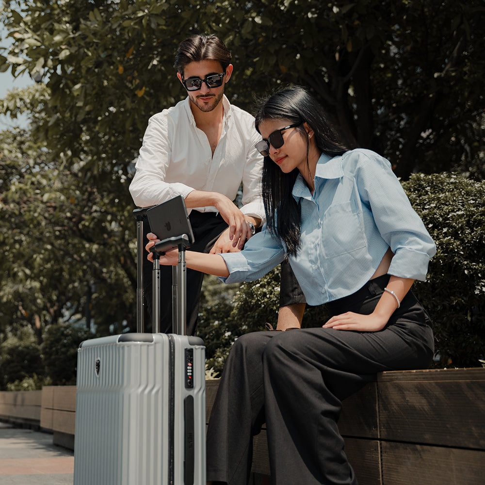 Heys Tekno 21 Inch Carry-on - Red | Tech Traveler Luggage