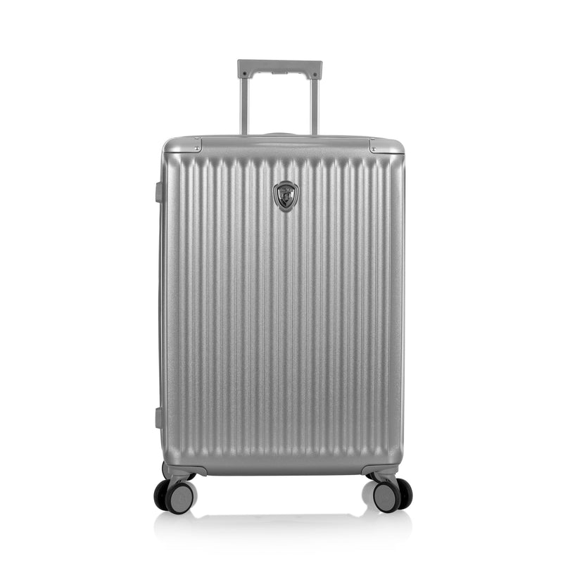 26 Inch luggage front I Heys 26 Inch Luggage